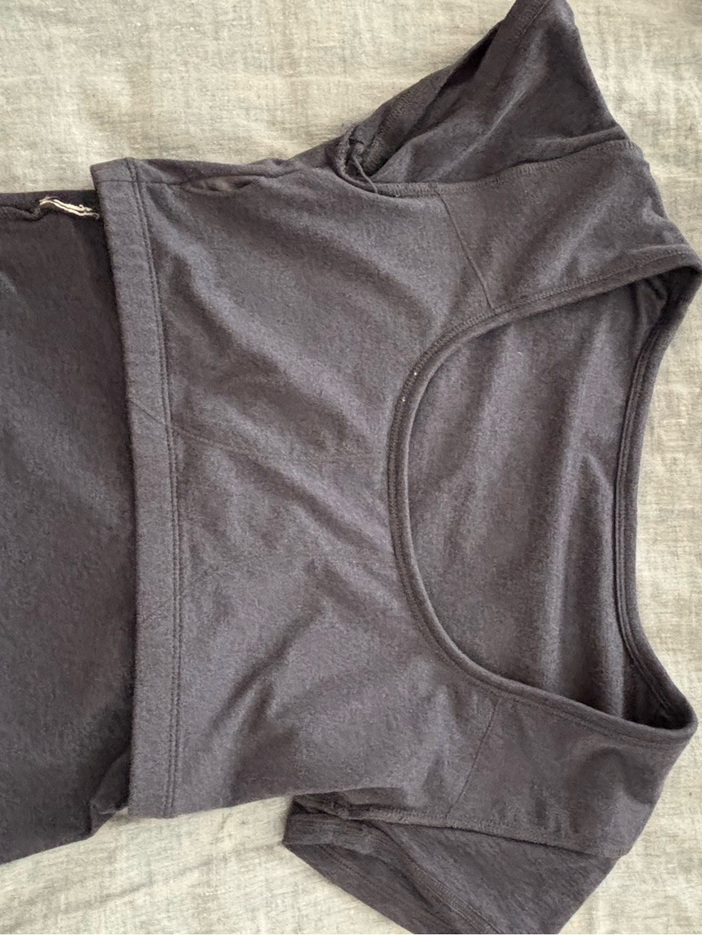 Vuori Scoop Neck Short Sleeve Top - small heather navy - Picture 4 of 4